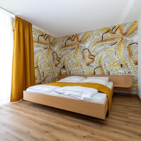 Dreisam Apartament *